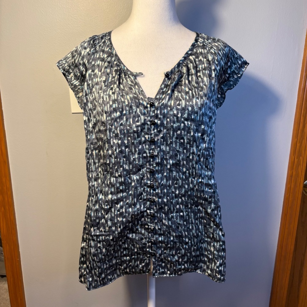 Banana‎ Republic Womens Silk Blouse Blue Grey Abstract Cap Sleeve Button Front M